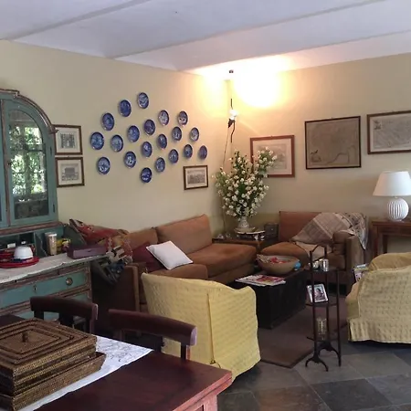 ベッド・アンド・ブレックファスト Sotto La Luna Bruna *