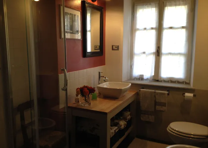 Sotto La Luna Bruna Bed & Breakfast *