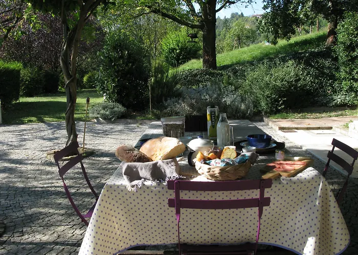 Sotto La Luna Bruna Bed & Breakfast