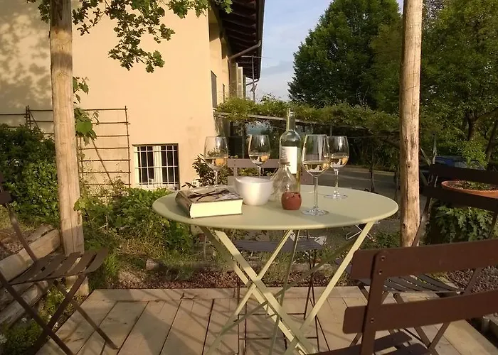 Sotto La Luna Bruna Bed & Breakfast Cocconato